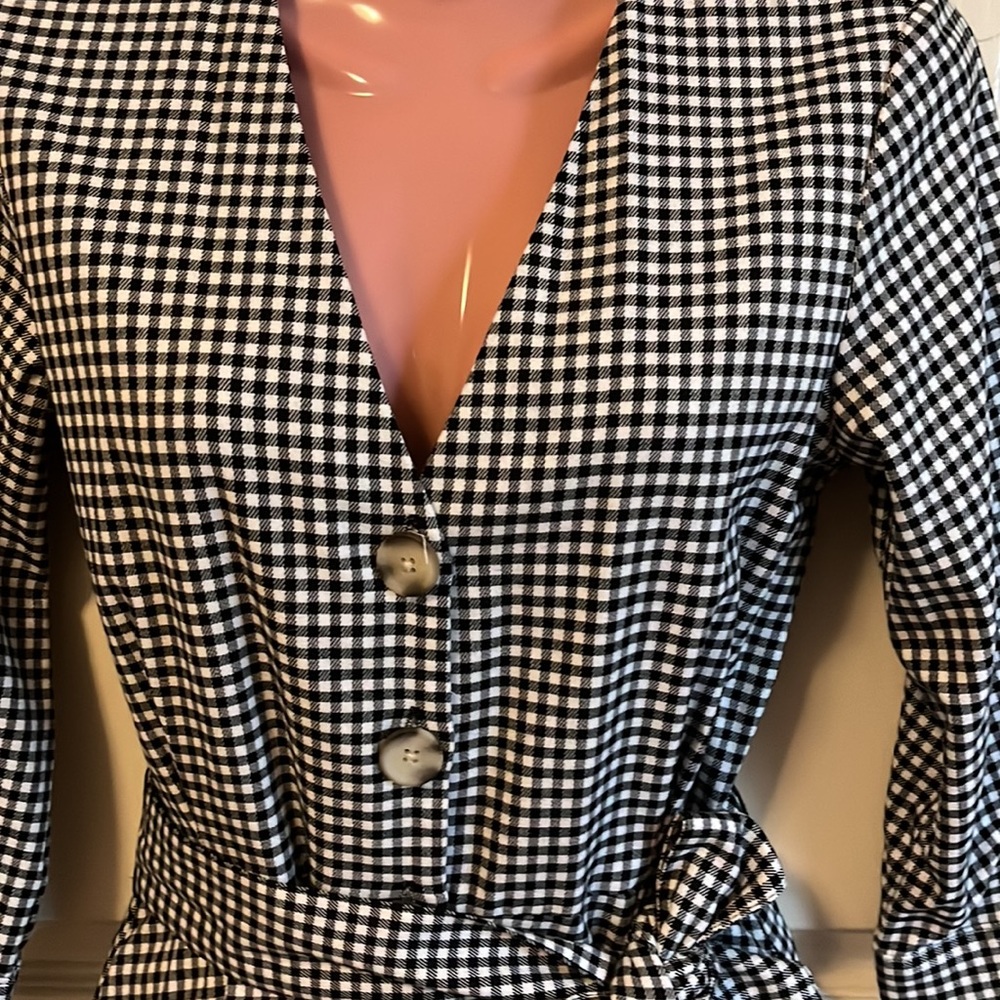 Beautiful elegant Mango dress worn once. - Picture 2 of 6